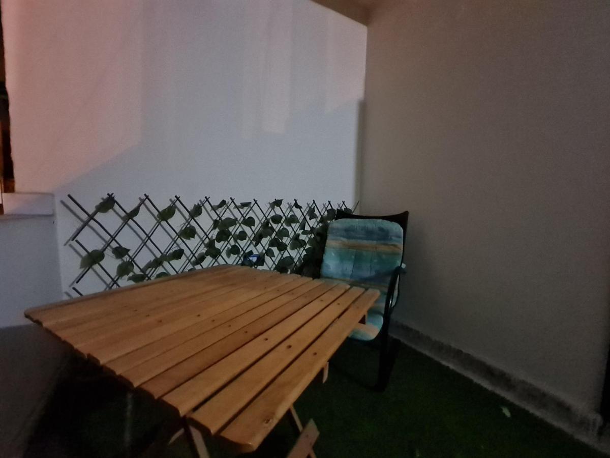 Sunny Modern Apartment With Good Internet, Near From City Center Of Alejandría Exterior foto